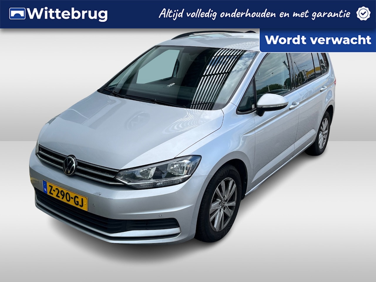 Volkswagen Touran - 1.5 TSI 150PK Comfortline Business 7p / Zwenkbare Trekhaak / 7 Persoons / Parkeersensoren - AutoWereld.nl