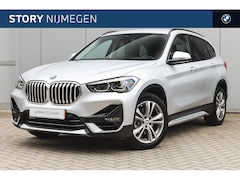 BMW X1 - sDrive18i Sportline Automaat / Trekhaak / Sportstoelen / Achteruitrijcamera / Comfort Acce