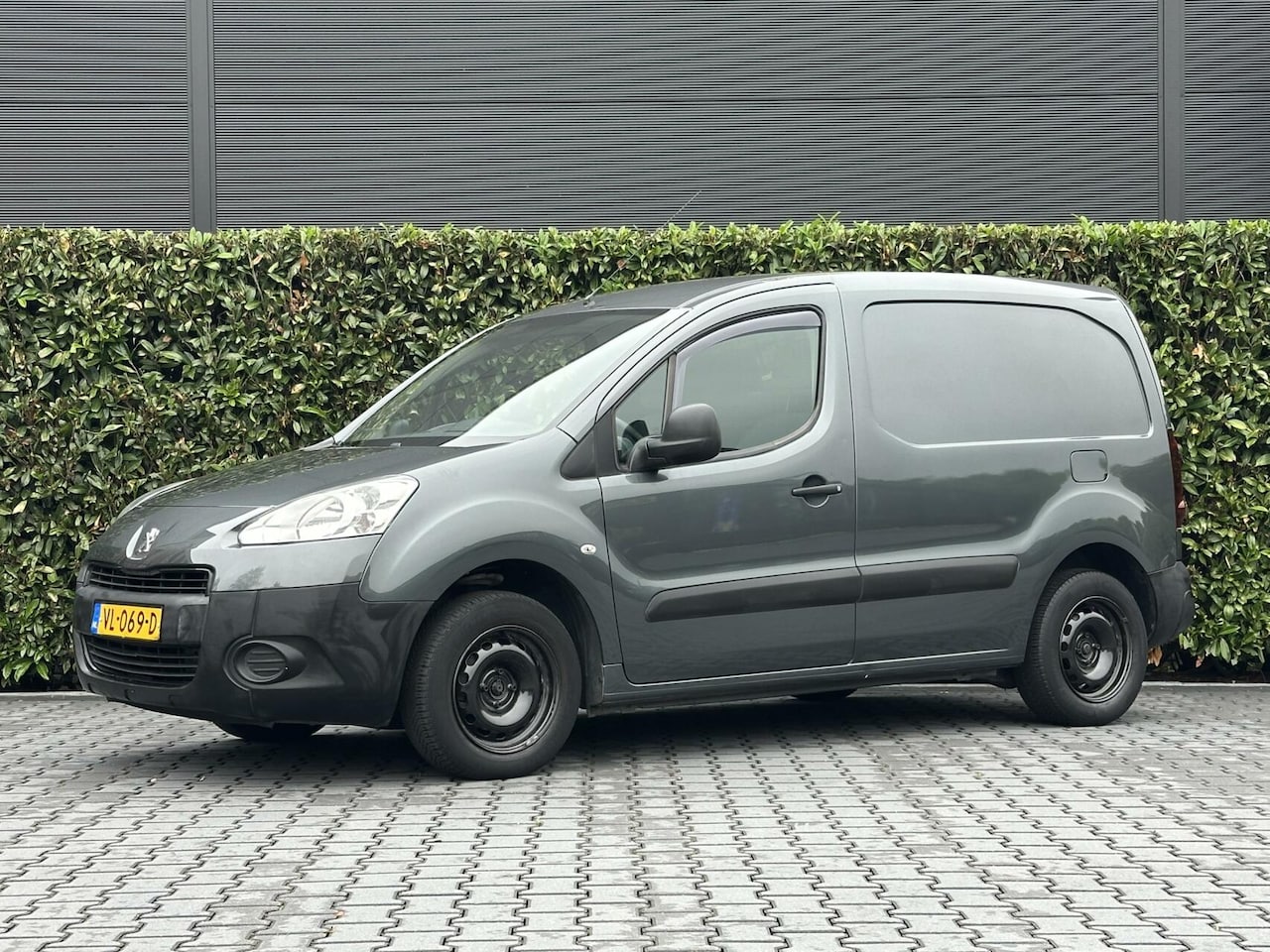 Peugeot Partner - bestel 120 1.6 HDI L1 XR Profit+, NL AUTO, NAP LOGISCH, AIRCO, ELEKTRISCHE RAMEN, TREKHAAK - AutoWereld.nl
