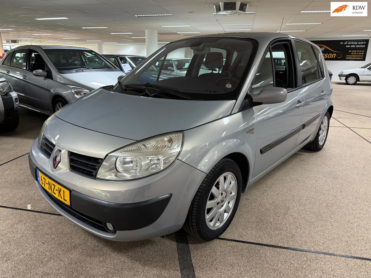 Renault Scénic - 1.6-16V Privilège Comfort Automaat! 103.000dkm nap - AutoWereld.nl