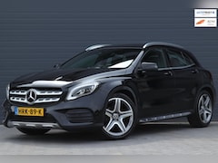 Mercedes-Benz GLA-Klasse - 180 AMG / Automaat / Carplay / Navi