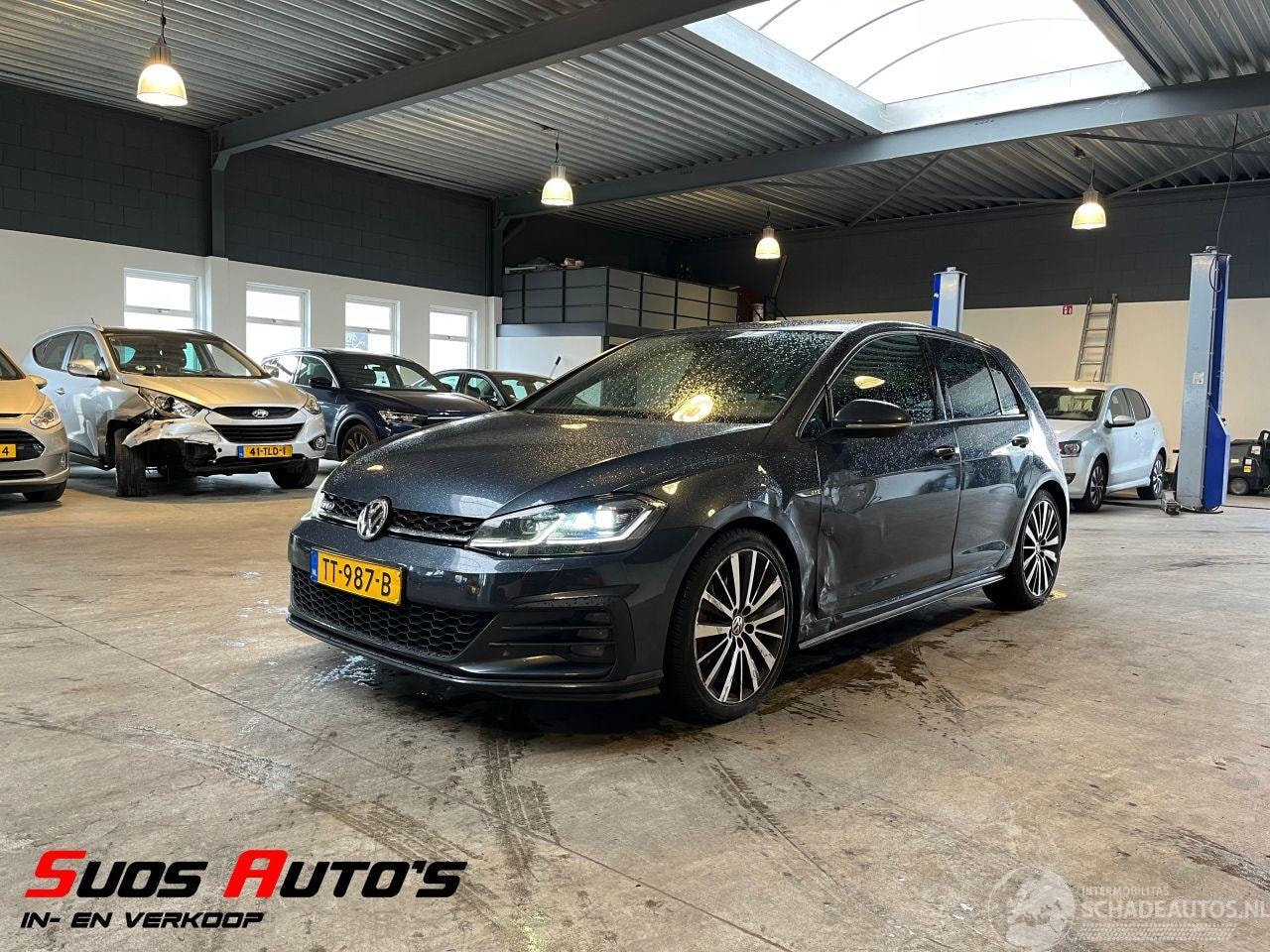 Volkswagen Golf - 2.0 TDI GTD Pano Sound VOL! - AutoWereld.nl