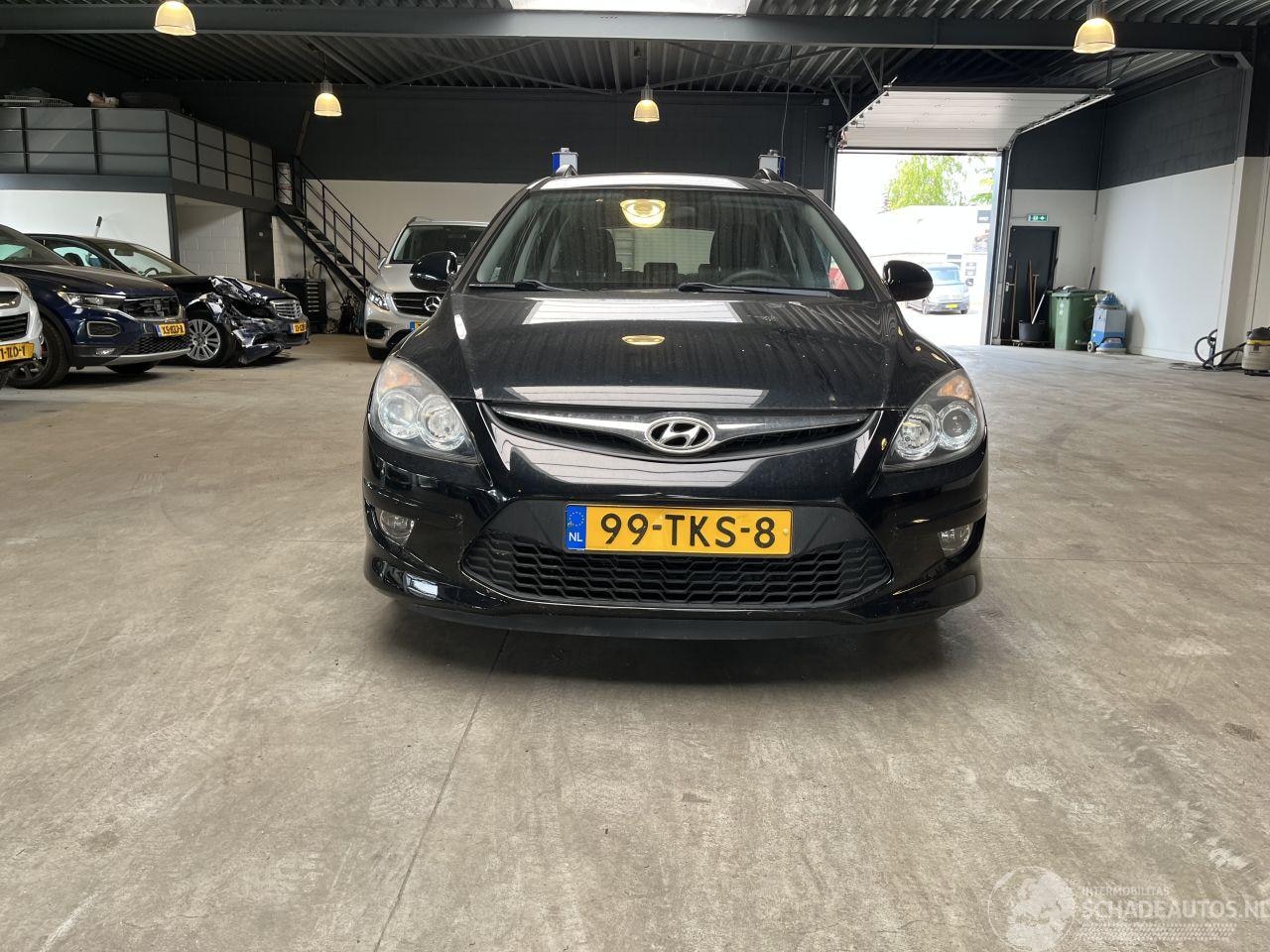 Hyundai i30 - I-30 1.4i i-Drive Cool NL NAP!