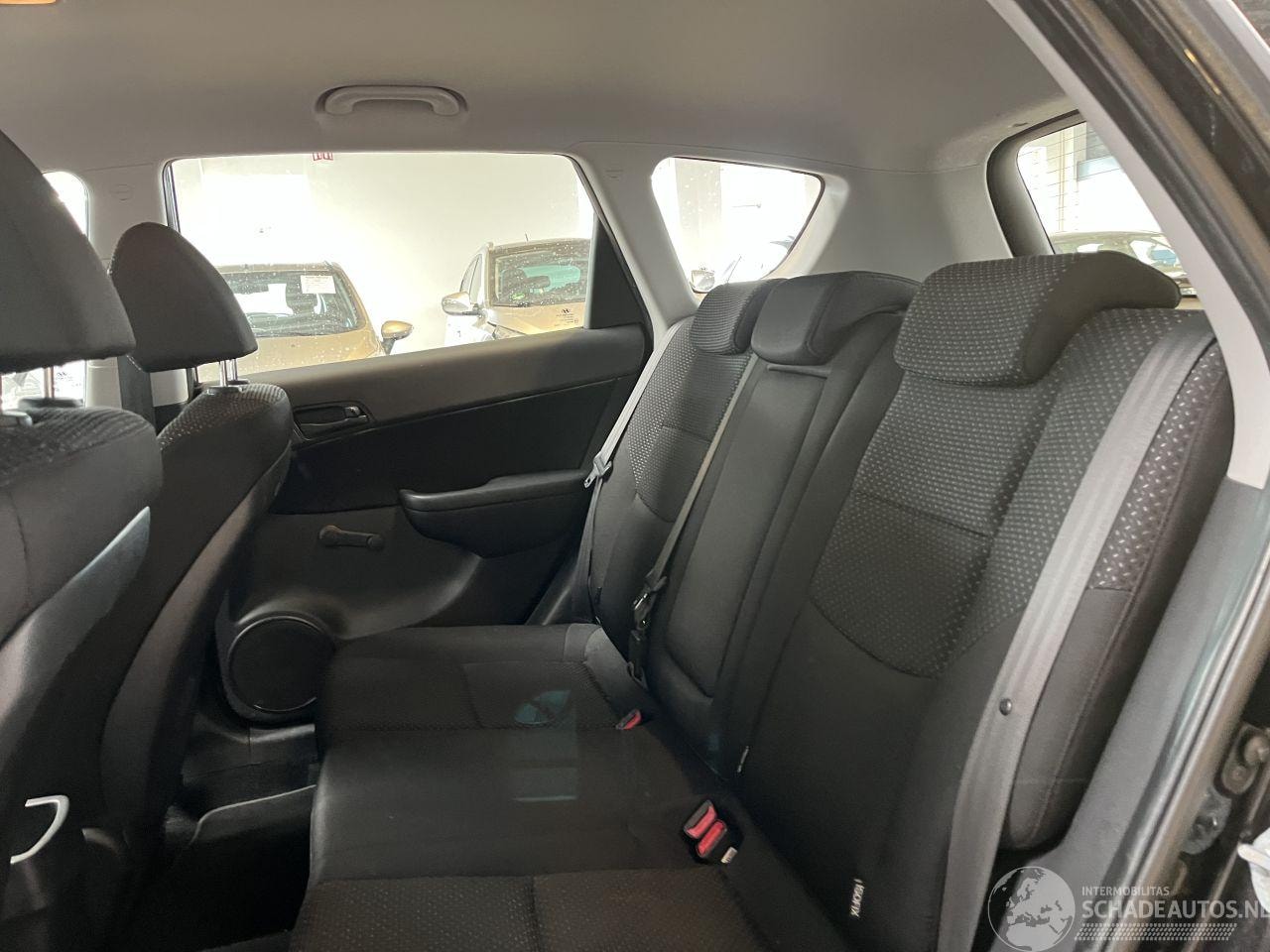 Hyundai i30 - I-30 1.4i i-Drive Cool NL NAP!