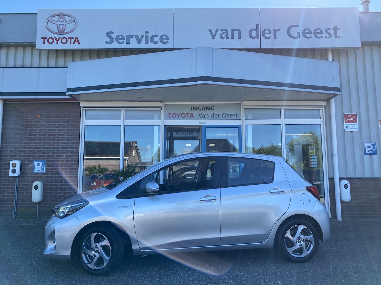 Toyota Yaris - 1.5 Hybrid Trend 1.5 Hybrid Trend - AutoWereld.nl