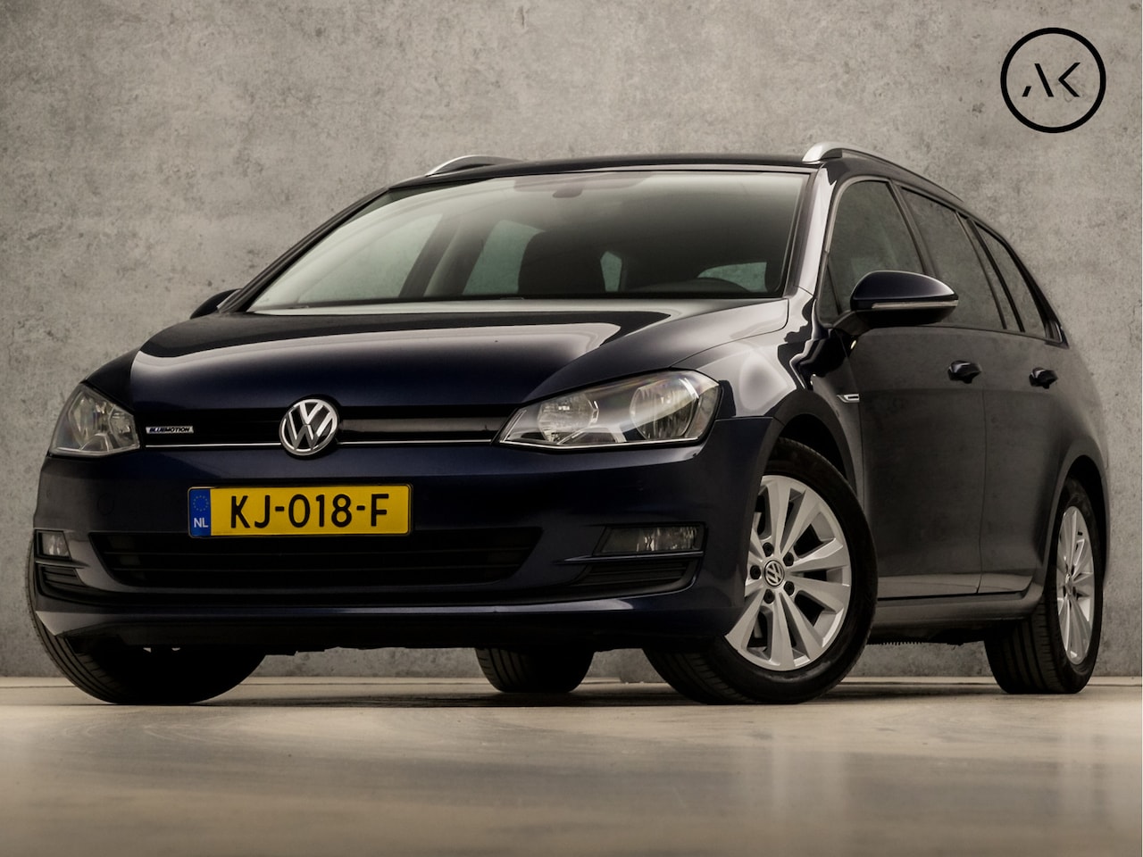Volkswagen Golf Variant - 1.0 TSI Sportline (APPLE CARPLAY, NAVIGATIE, CAMERA, CLIMATE, SPORTSTOELEN, TREKHAAK, GETI - AutoWereld.nl