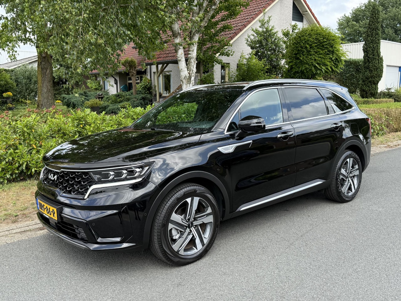 Kia Sorento - 1.6 T-GDI Plug-in Hybrid 4WD ExecutiveLine 1.6 T-GDI Plug-in Hybrid 265PK 4WD ExecutiveLine - AutoWereld.nl