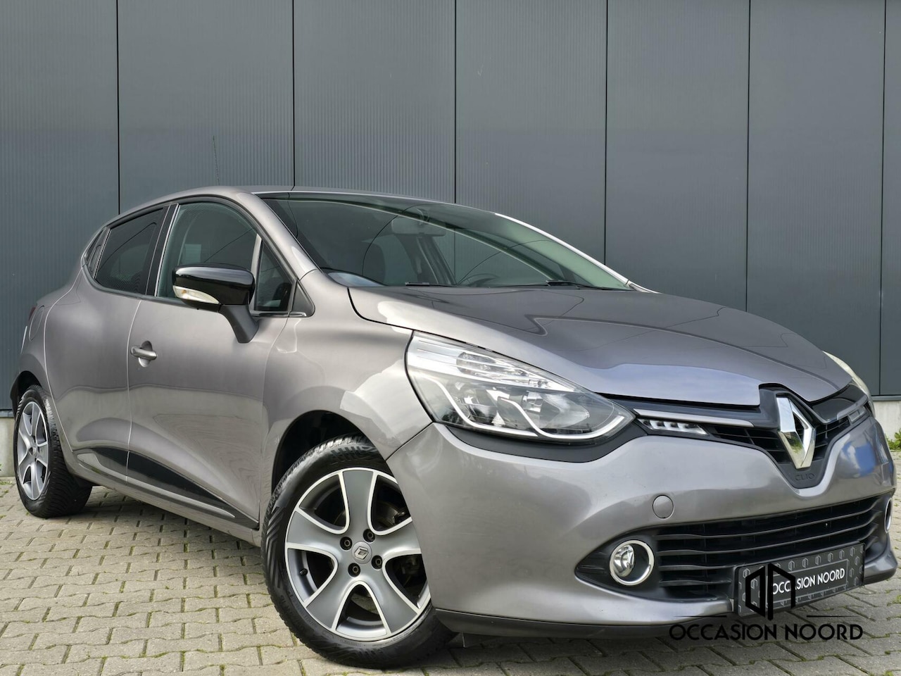 Renault Clio - 0.9 TCe Night&Day|Navi|Cruise|Airco|Lmv|Pdc| - AutoWereld.nl