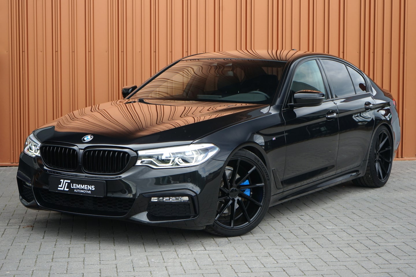 BMW 5-serie - 520i M-Sport Leder Memory VOSSEN Camera NL AUTO Trekhaak - AutoWereld.nl