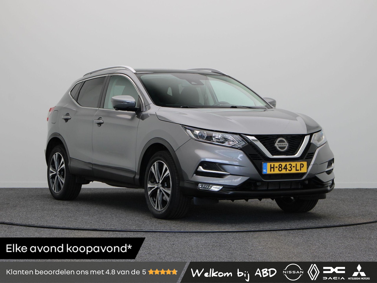 Nissan Qashqai - 1.2 N-Connecta | Panoramisch vast glazen dak | 360 graden camera | Trekhaak | Gescheiden c - AutoWereld.nl
