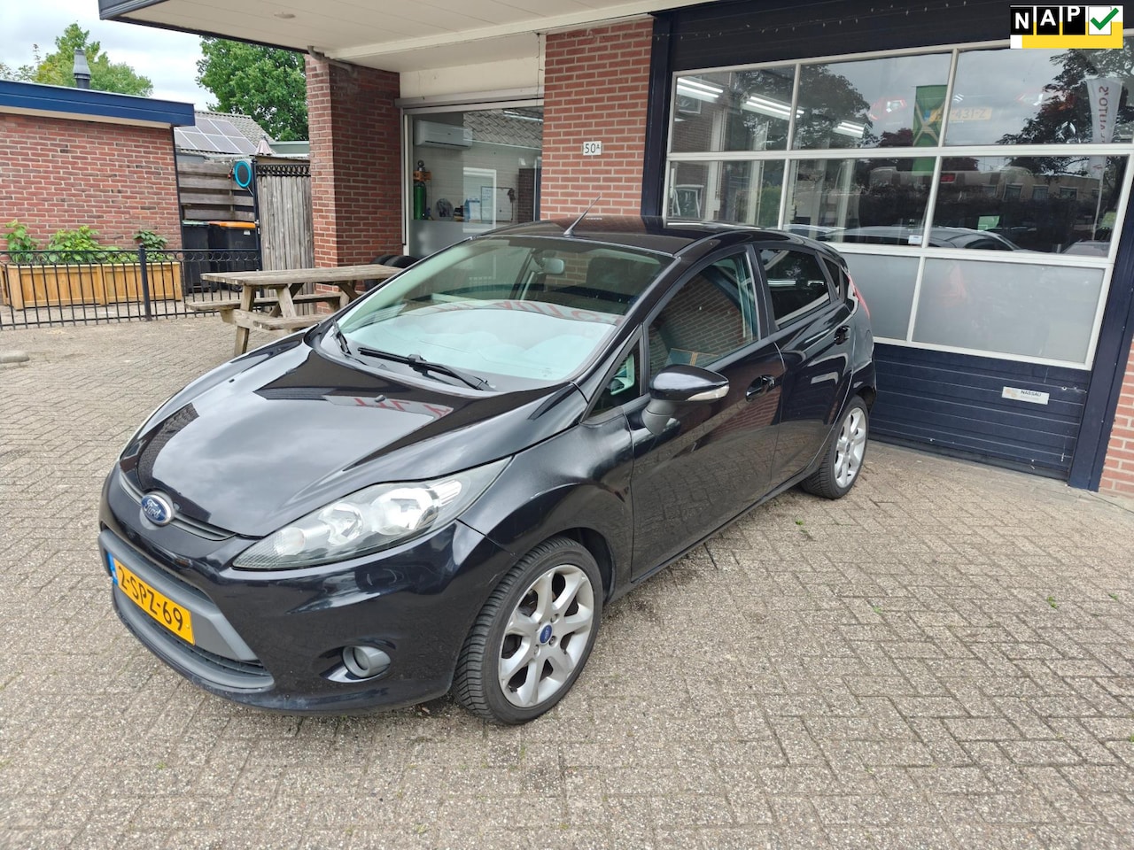 Ford Fiesta - 1.6 TDCi Trend 1.6 TDCi Trend, Clima, Cruise, LM, NAP - AutoWereld.nl