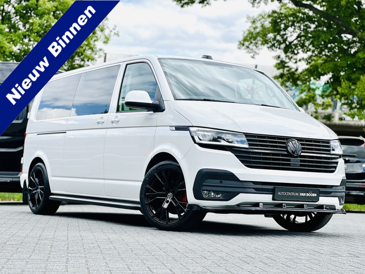 Volkswagen Transporter - 2.0 TDI 150pk | DSG | Lang | 2x Schuifdeur | Exclusive | LED koplampen | Adapt Cuise | Sta - AutoWereld.nl