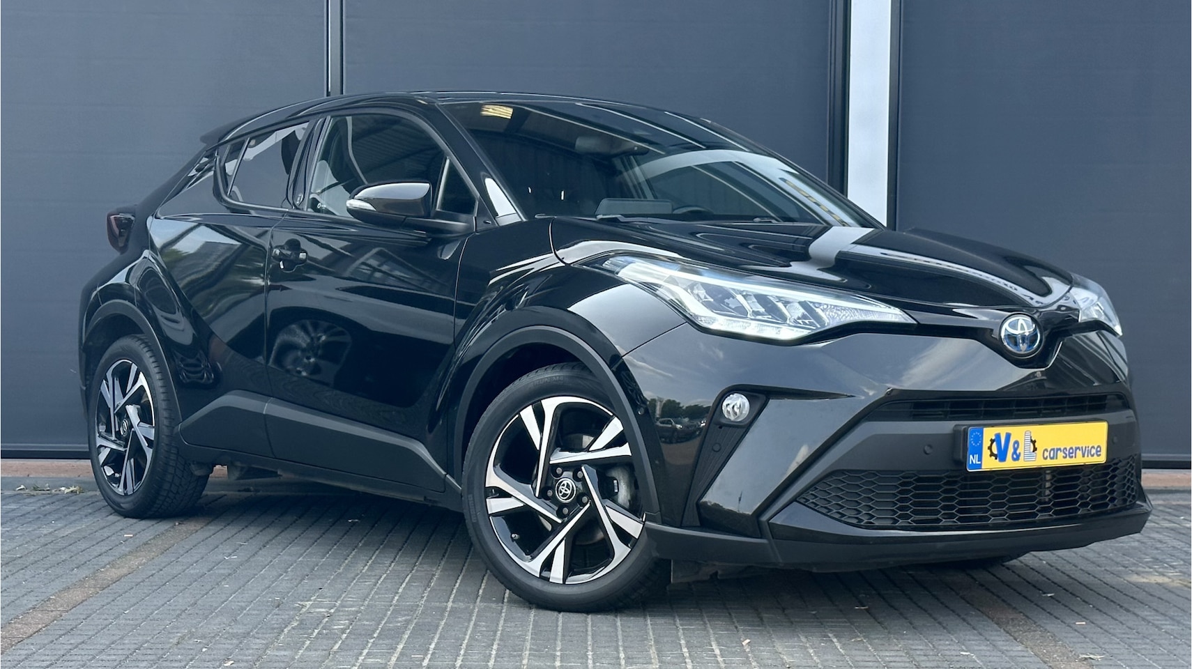 Toyota C-HR - 1.8 Hybrid Team D / Carplay / Stoel&Stuur verwr. / Cruis / Lane assist - AutoWereld.nl