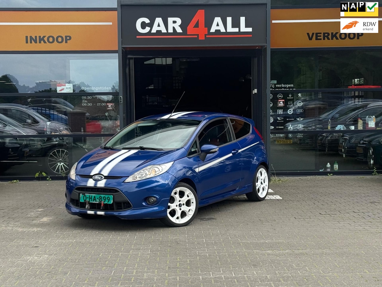 Ford Fiesta - 1.6 Sport LEDER/STLVRM/AIRCO/LMVELGEN/BOEKJESAANWEZIG - AutoWereld.nl