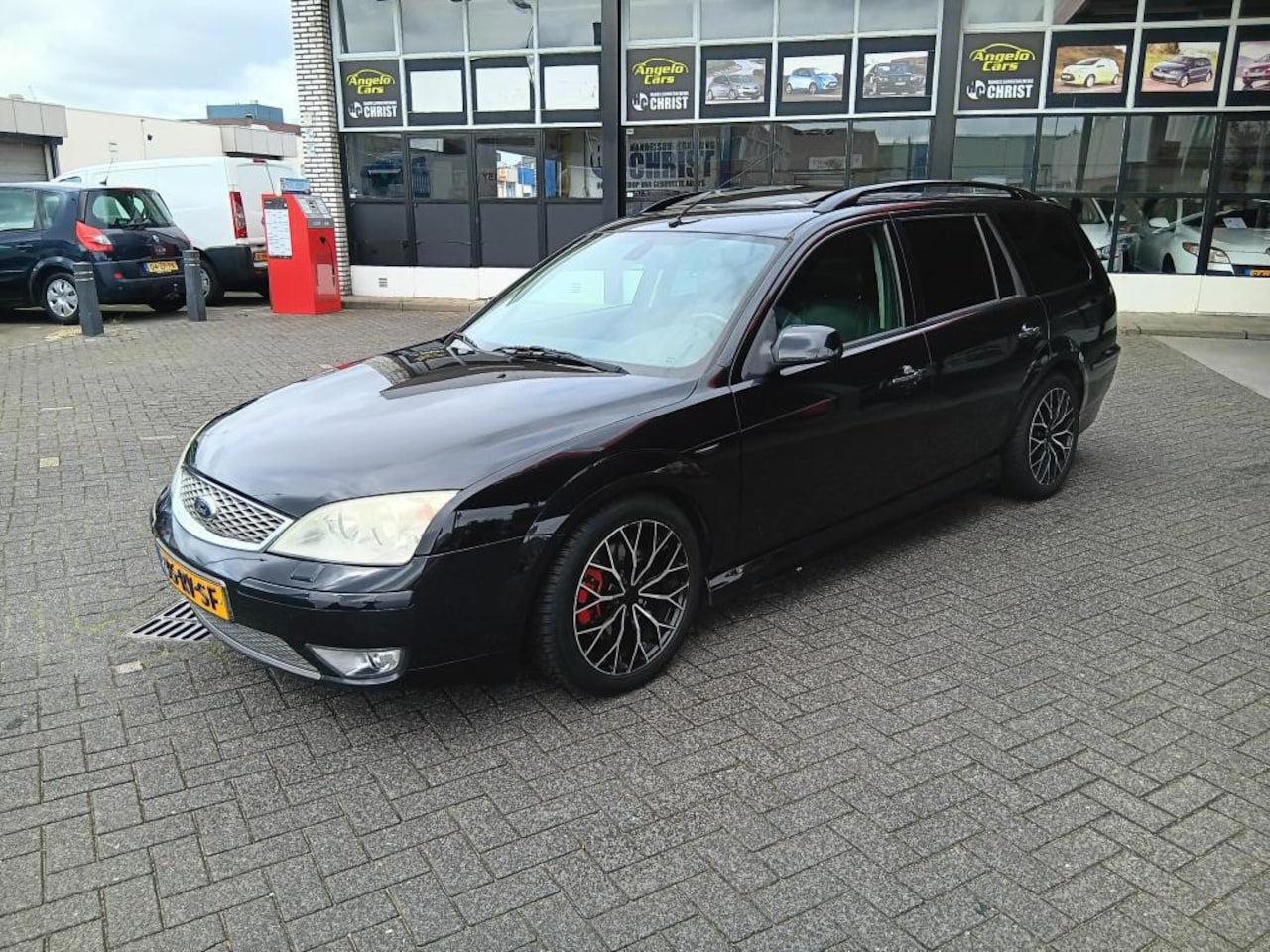 Ford Mondeo Wagon - 1.8-16V Platinum 1.8-16V Platinum - AutoWereld.nl