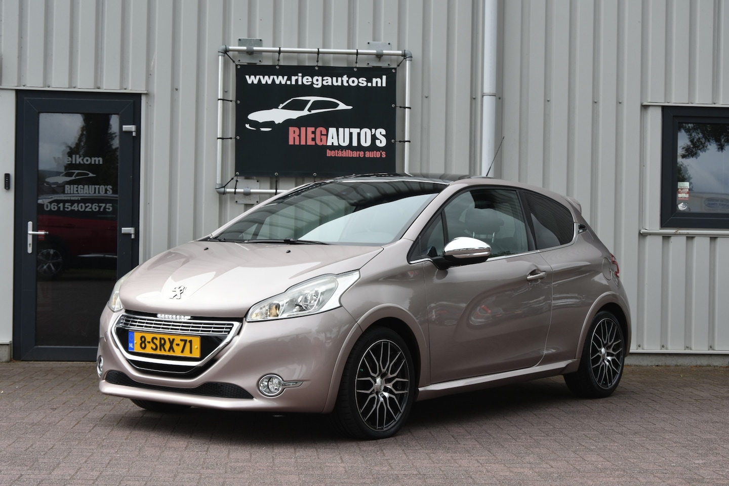 Peugeot 208 - 1.6 157PK XY. Stoelverwarming, Panorama dak, Goed onderhouden!! - AutoWereld.nl