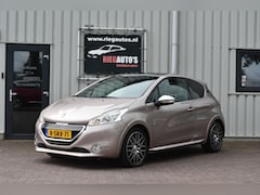 Peugeot 208 - 1.6 157PK XY. Stoelverwarming, Panorama dak, Goed onderhouden