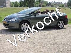 Peugeot 307 CC - 2.0-16V - Airco - Leer interieur