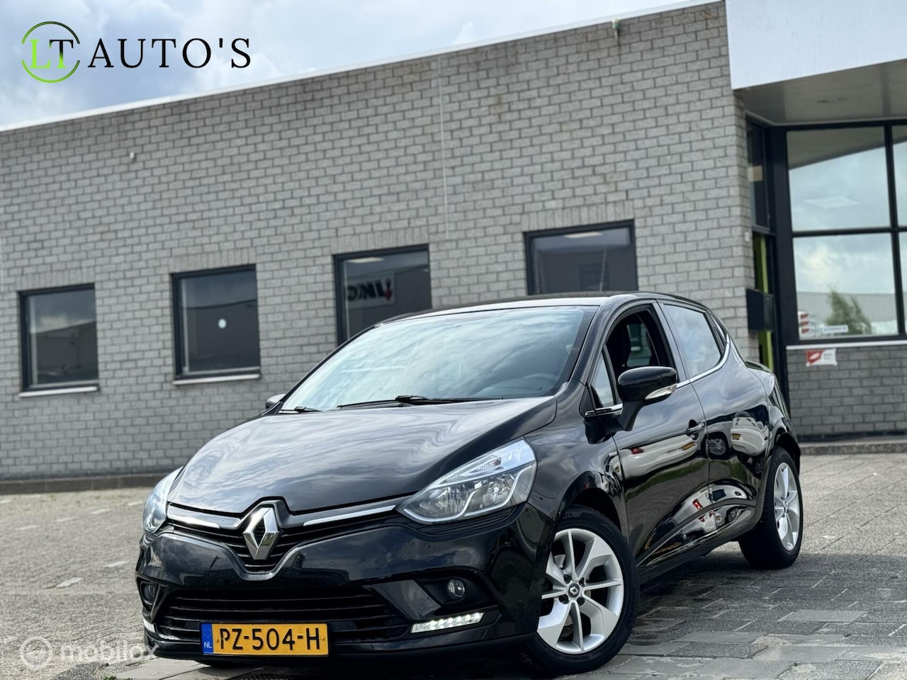 Renault Clio - 1.5 dCi Ecoleader Limited|Navi DAB Cruise NAP - AutoWereld.nl