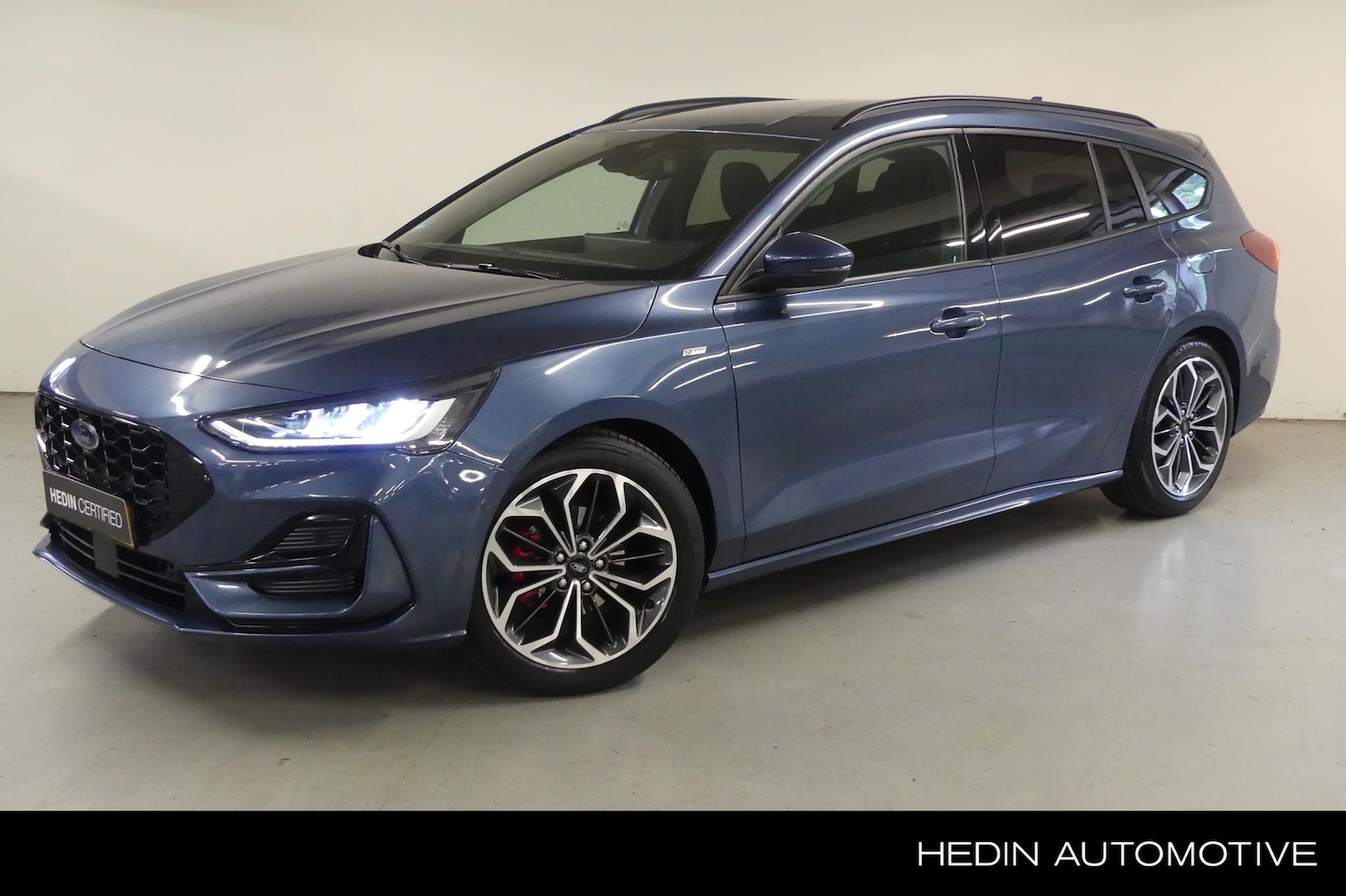 Ford Focus Wagon - 1.0 EcoBoost Hybrid ST Line X | 155PK | Automaat | Winter Pack | Driver Assistance Pack | - AutoWereld.nl