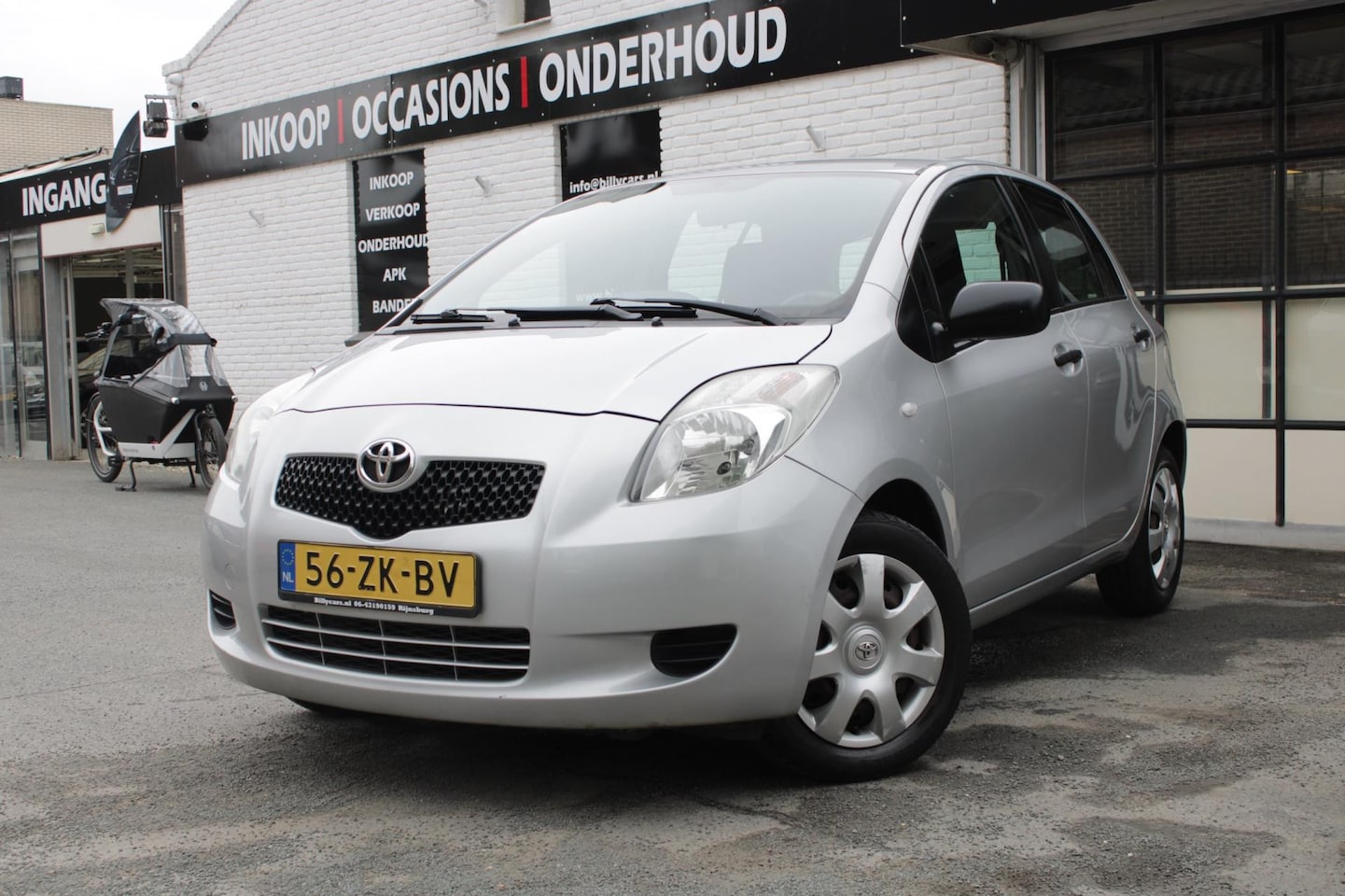 Toyota Yaris - 1.0 VVTi Spirit / Elektrische ramen / Trekhaak - AutoWereld.nl