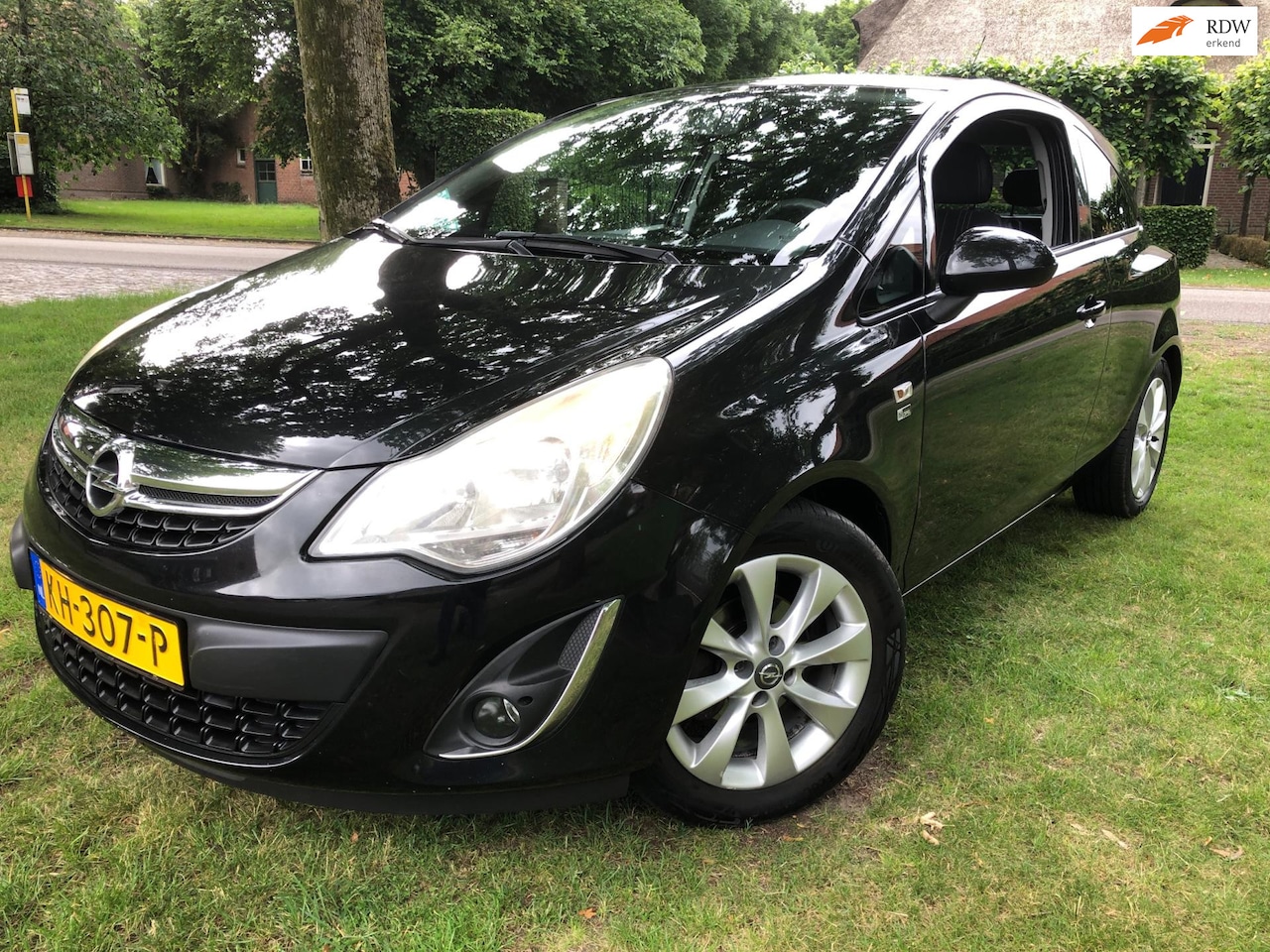 Opel Corsa - 1.2 EcoFlex Selection Airco/Cruise/Lichtmetaal - AutoWereld.nl