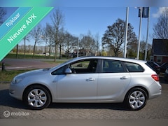 Opel Astra Sports Tourer - 1.4 Cosmo 2012|Clima|Cruise|Navi