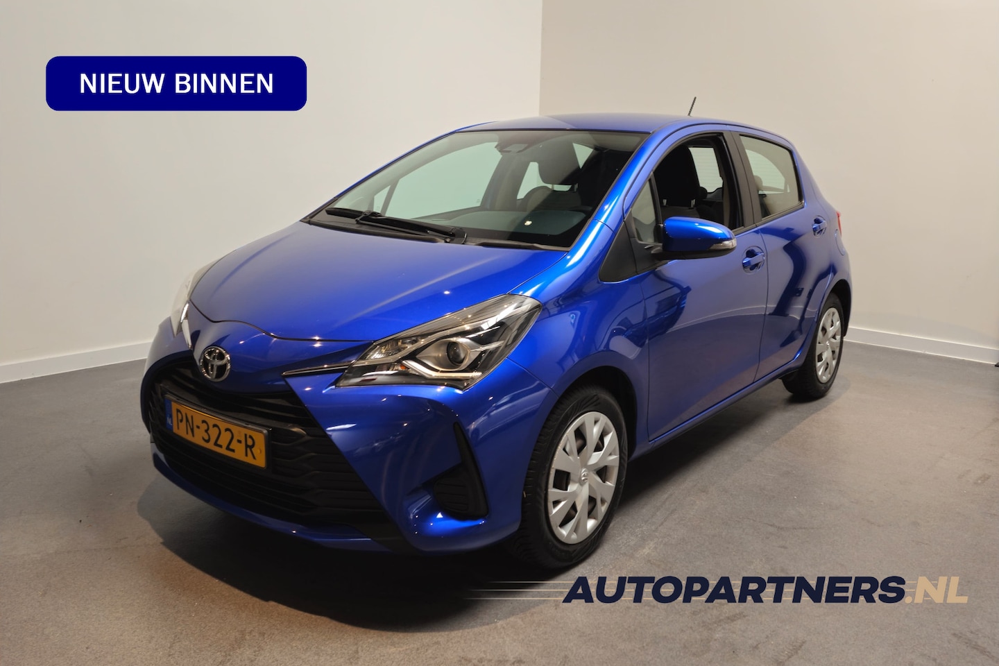 Toyota Yaris - 1.5 VVT-i Aspiration - Navi - Achteruitrijcamera - AutoWereld.nl