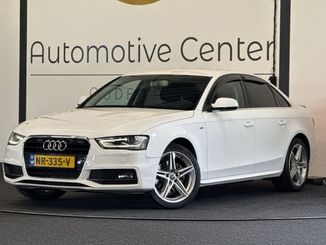 Audi A4 Limousine - 1.8 TFSI Pro Line S | EL. VOORSTOELEN | S-LINE | NAVI | EXPORTPR - AutoWereld.nl