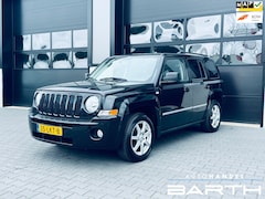 Jeep Patriot - 2.4 Limited Liberty | clima | cruise | 4X4 | navi | pdc