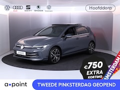 Volkswagen Golf - 1.5 eTSI Style 50 edition 150 pk Automaat (DSG) | Navigatie | Panoramadak | Elektr. trekha