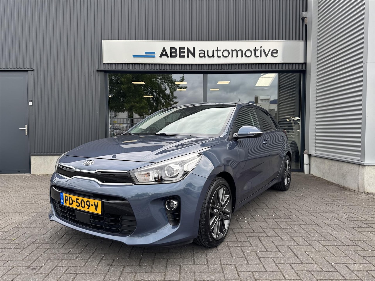 Kia Rio - 1.0 TGDI ExecutiveLine 1.0 T-GDI 100PK Executive Line (LEDER|NAVI|CAMERA|17"|TREKHAAK) - AutoWereld.nl