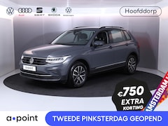 Volkswagen Tiguan - 1.4 TSI eHybrid Life 245 pk Automaat (DSG) | Navigatie | Parkeersensoren (Park assist) | A