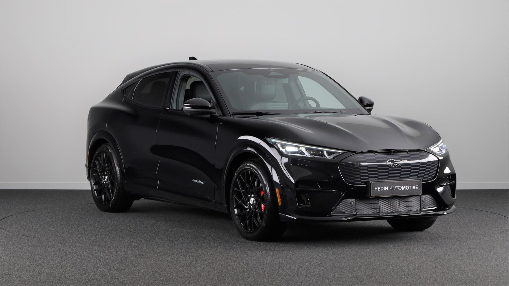 Ford Mustang Mach-E - 98kWh AWD GT | Black Edition | Bliss | Electrische Klep | B&O | - AutoWereld.nl
