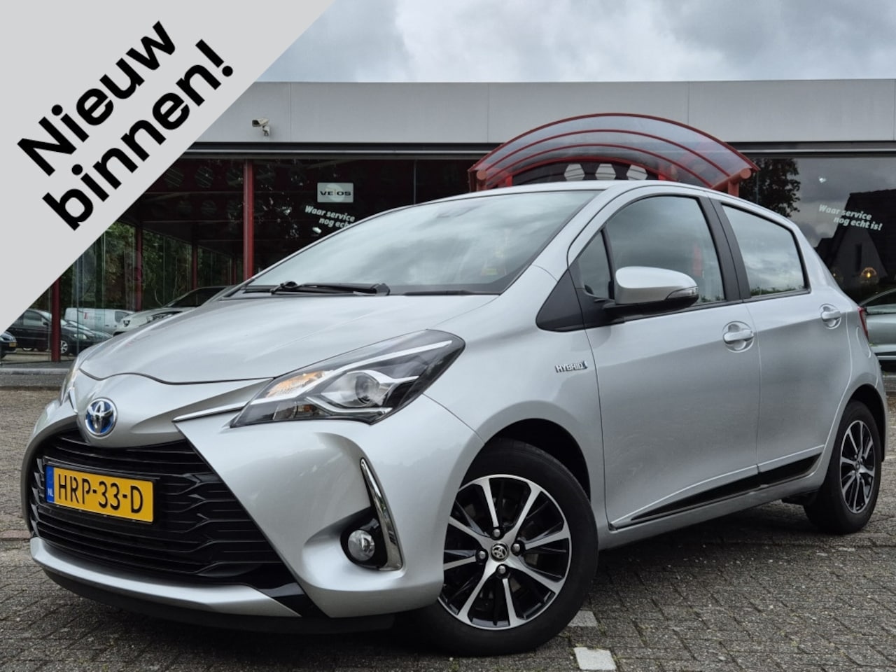 Toyota Yaris - 1.5 Hybrid Automaat Design Sport | Stoelverwarming - AutoWereld.nl