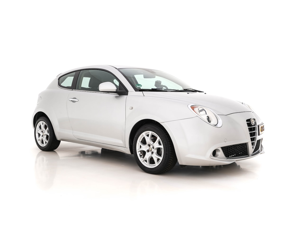 Alfa Romeo MiTo - 1.3 JTDm ECO Essential *FULL-LEATHER | TOM-TOM-NAVI | SPORT-SEATS | ECC | PDC | CRUISE | 1 - AutoWereld.nl