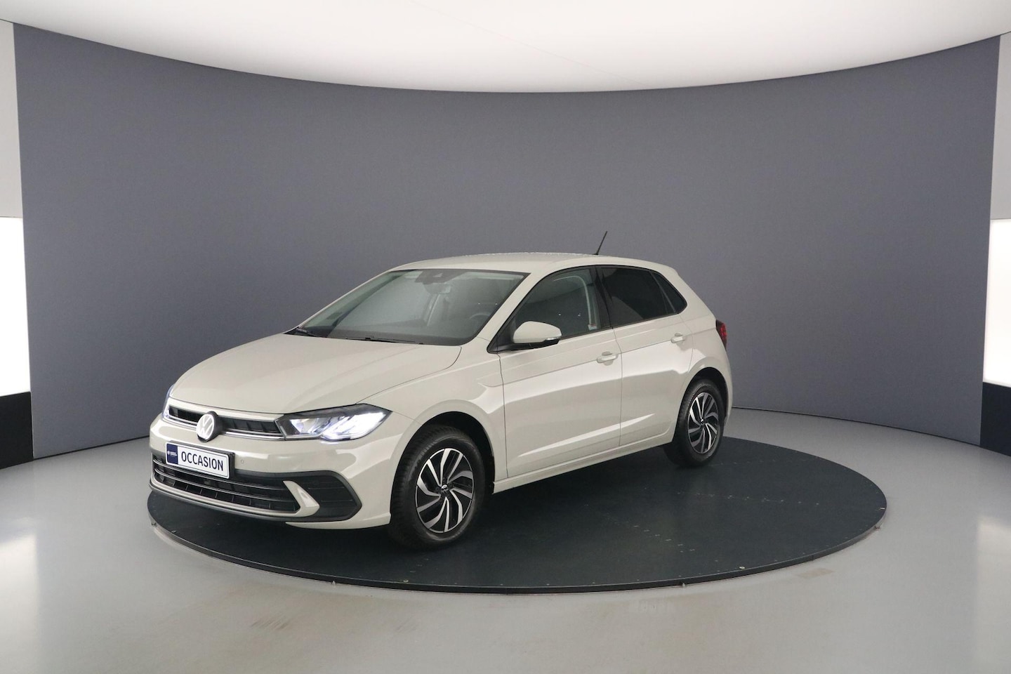 Volkswagen Polo - Life Business 1.0 TSI 95pk Adaptive cruise control, Stoelverwarming, Parkeersensoren, App - AutoWereld.nl