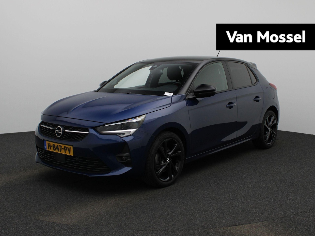 Opel Corsa - 1.2 GS Line | Automaat | Parkeer sensoren | Navigatie | Apple carplay | DAB | LMV | Airco - AutoWereld.nl