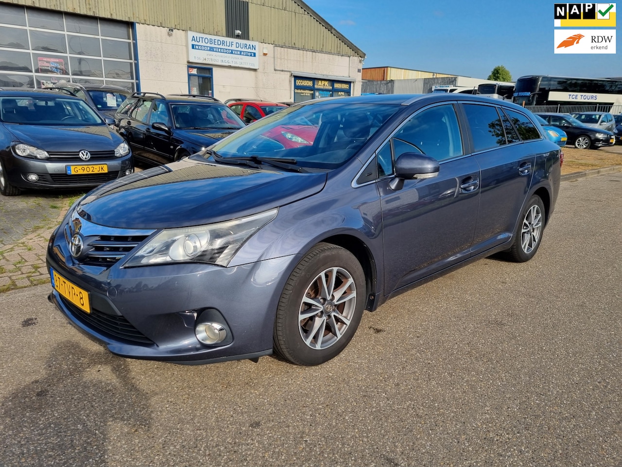 Toyota Avensis Wagon - 1.8 VVTi Business automaat NAV.+ Clima Bj:2012 NAP! - AutoWereld.nl