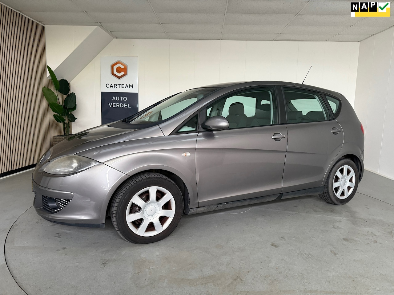 Seat Altea - 1.6 Stylance Airco, LMV, Trekhaak - AutoWereld.nl