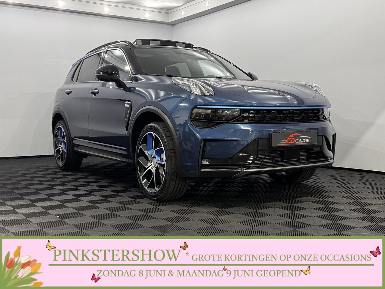 Lynk & Co 01 - 1.5 Pano, 360 Camera, Navi, Keyless start, Stoelverwarming, Elektrische achterklep, 3 jaar - AutoWereld.nl