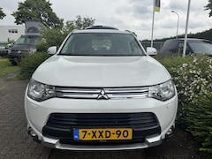 Mitsubishi Outlander - 2.0 PHEV Executive Edition X-Line NW. HV ACCU - MOTORSCHADE