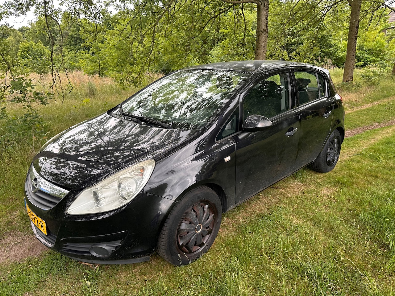 Opel Corsa - 1.2-16V Edition APK t/m 17-12-2025 - AutoWereld.nl