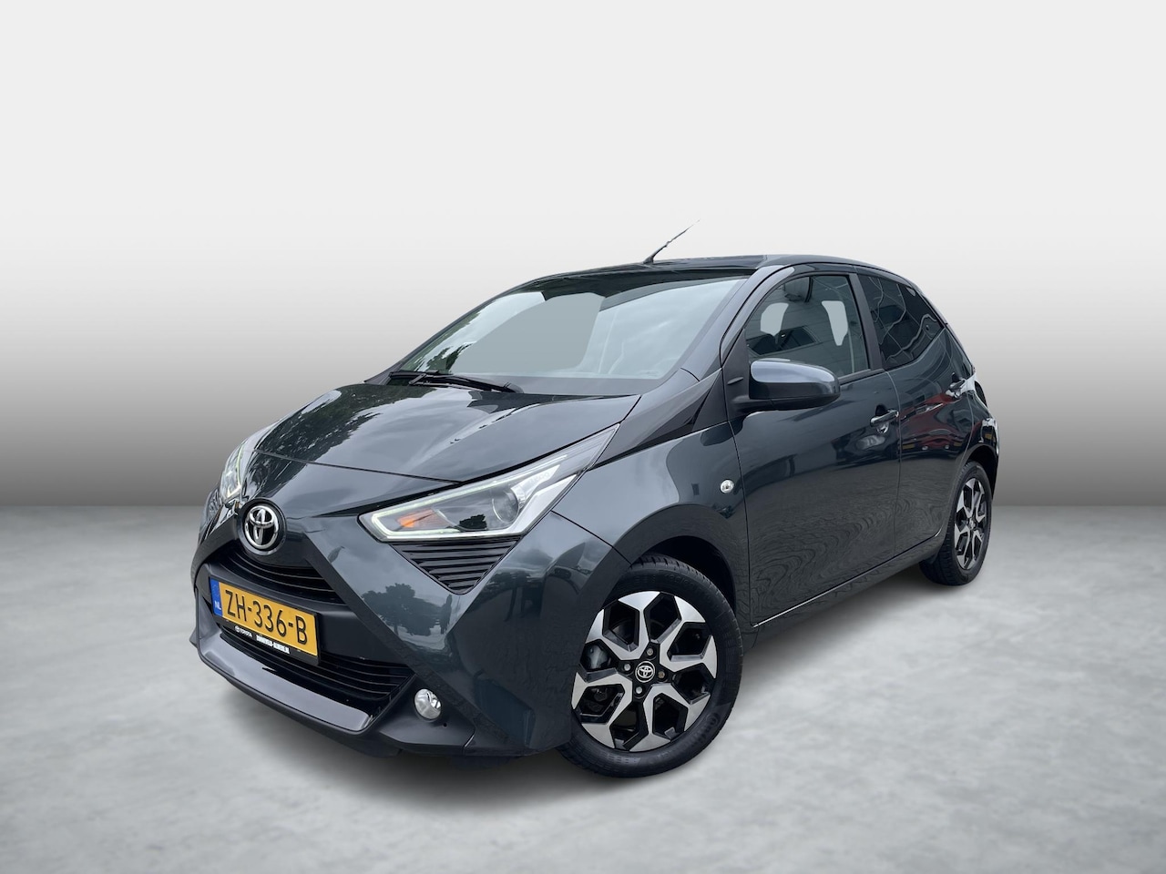 Toyota Aygo - 1.0 VVT-i x-joy 1.0 VVT-i x-joy - AutoWereld.nl