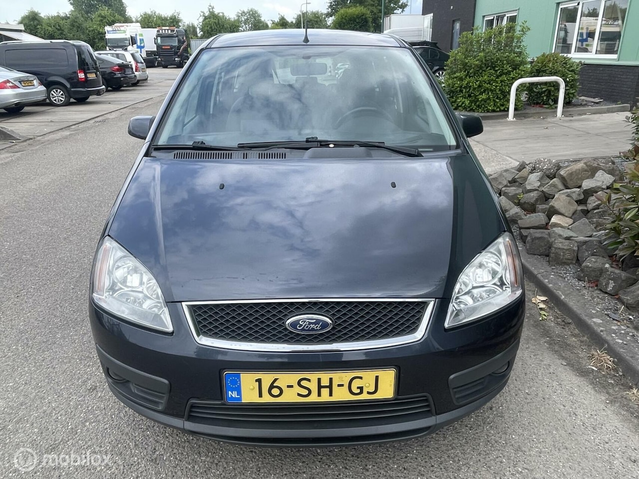 Ford Focus C-Max - 1.8-16V Futura 1.8-16V Futura Nieuwe APK - AutoWereld.nl