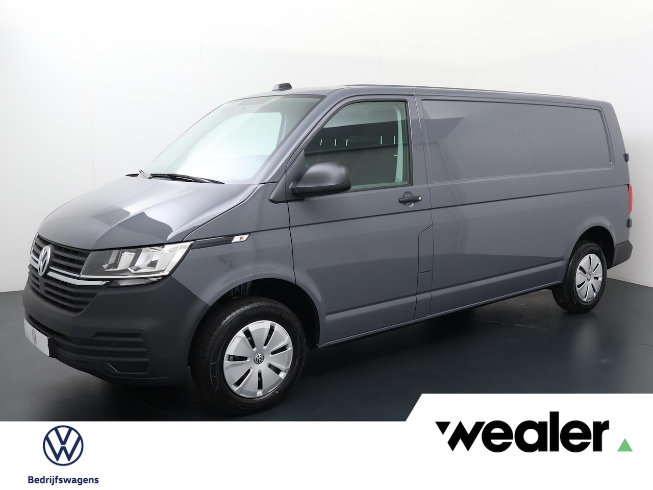Volkswagen Transporter - 2.0 TDI L2H1 28 | 150 PK | Apple Carplay / Android Auto + Multifunctioneel stuur | Parkeer - AutoWereld.nl