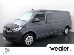 Volkswagen Transporter - 2.0 TDI L2H1 28 | 150 PK | Apple Carplay / Android Auto + Multifunctioneel stuur | Parkeer