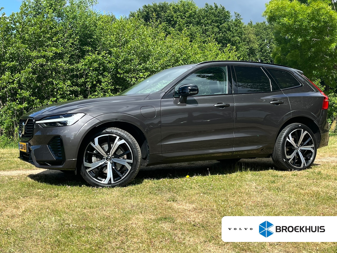 Volvo XC60 - 2.0 T8 Plug-in R-Design | MY22 | Luchtvering | Bowers&Wilkins | HUD | Trekhaak | - AutoWereld.nl