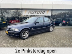 BMW 3-serie - 318i Executive