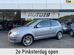 Volkswagen Polo - 1.4-16V Optive